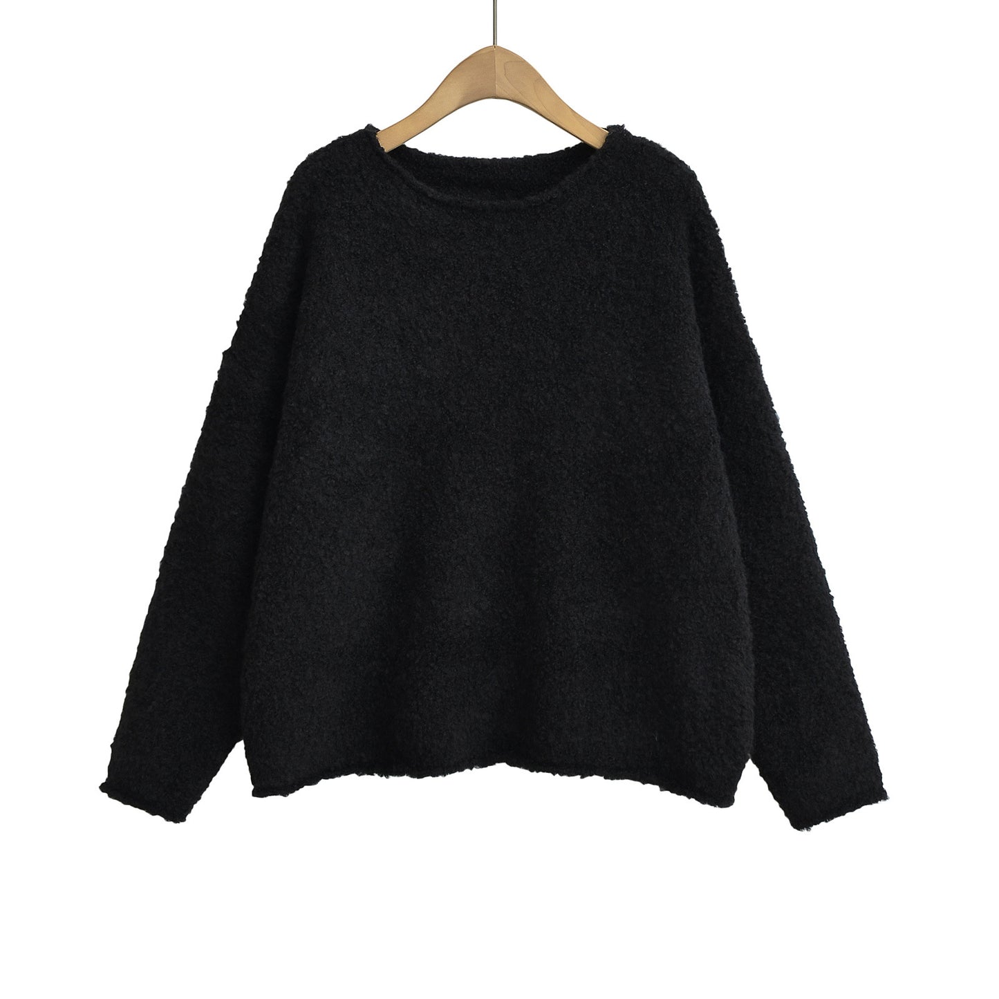 Round neck pullover loose long sleeved sweater