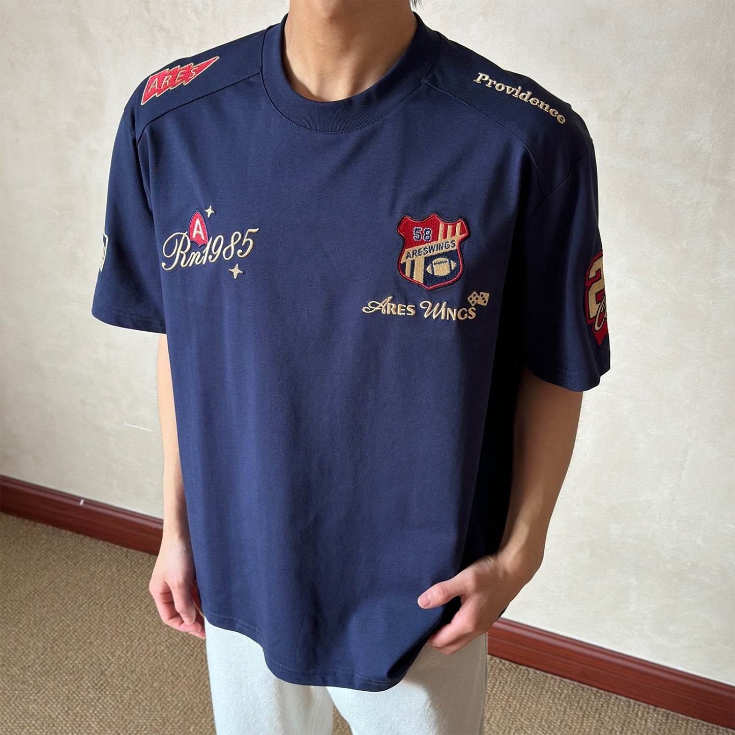Embroidered Badge Short Sleeve Men's T-Shirt