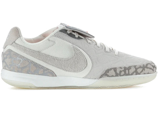 Jordan Tiempo Streetgato SE Phantom Sail